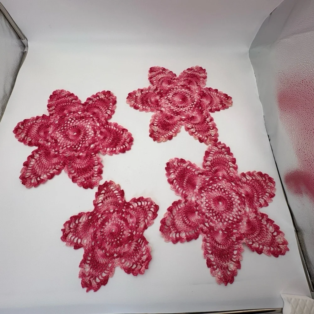 Vintage Handmade Pink and White Star Crochet Doilies 3 Large and 1 Small